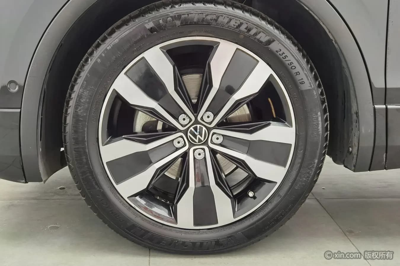 Volkswagen Tiguan L 2022 г. 53761 км. — фото 8