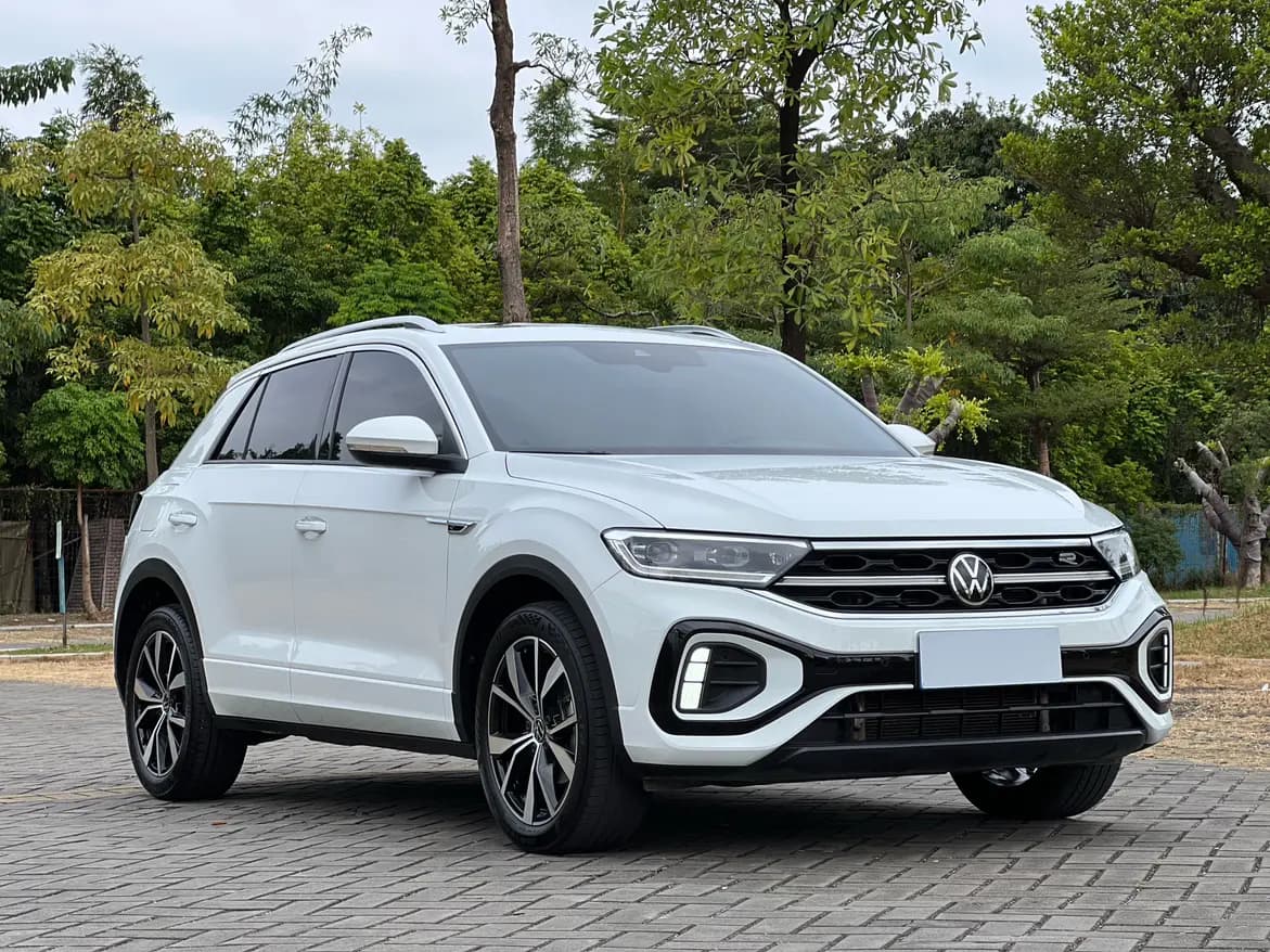 Volkswagen T-Roc 2023 г. 46113 км. — фото 3