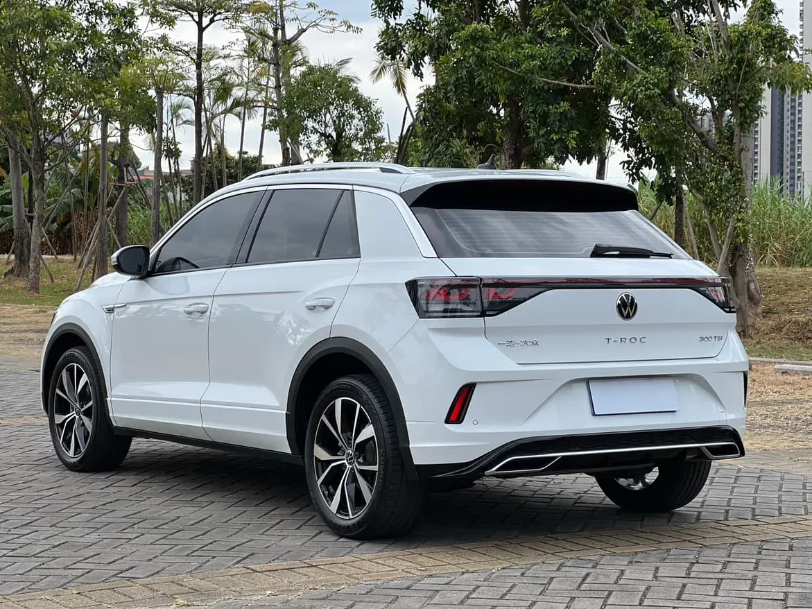 Volkswagen T-Roc 2023 г. 46113 км. — фото 5