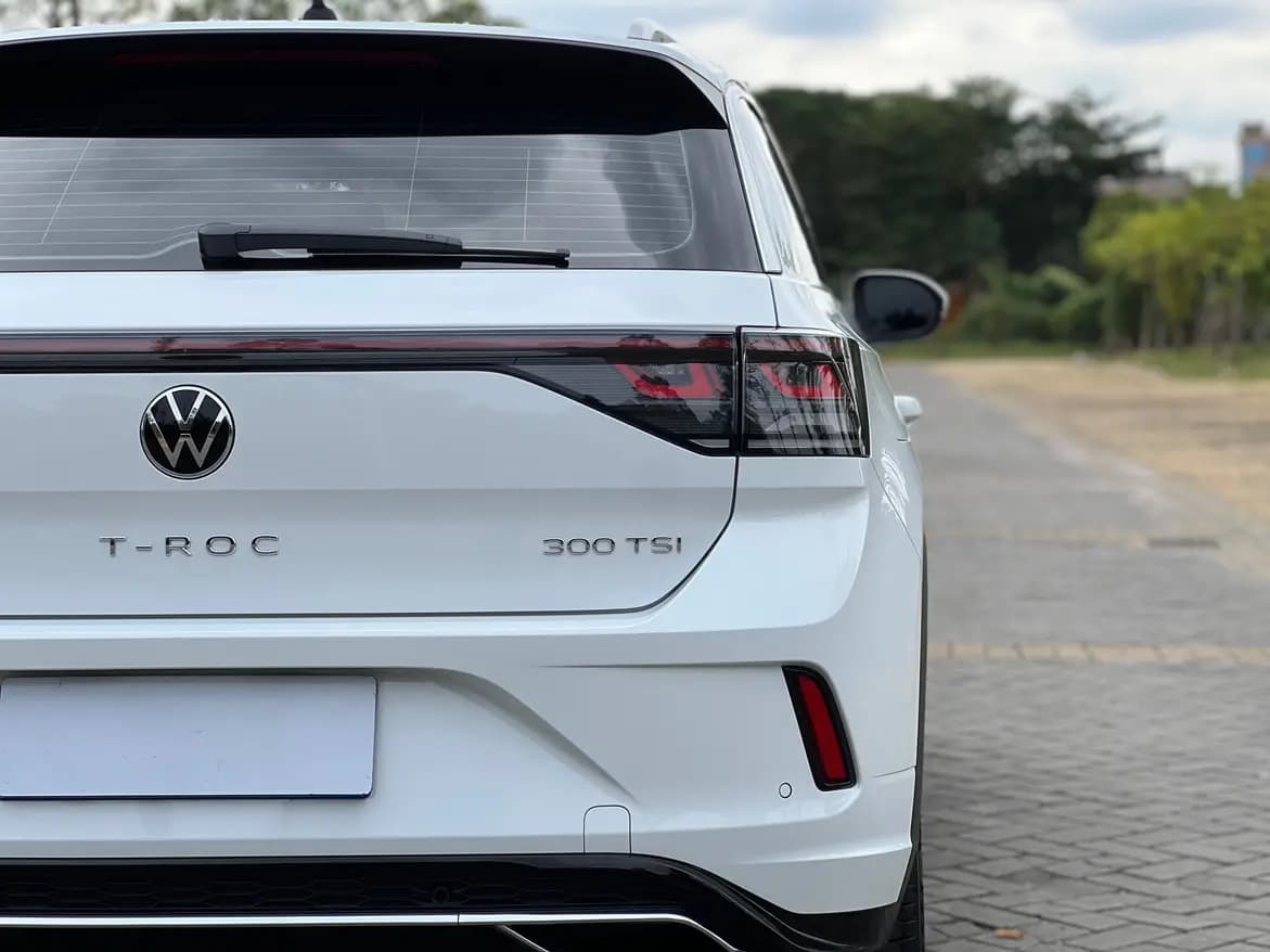 Volkswagen T-Roc 2023 г. 46113 км. — фото 9