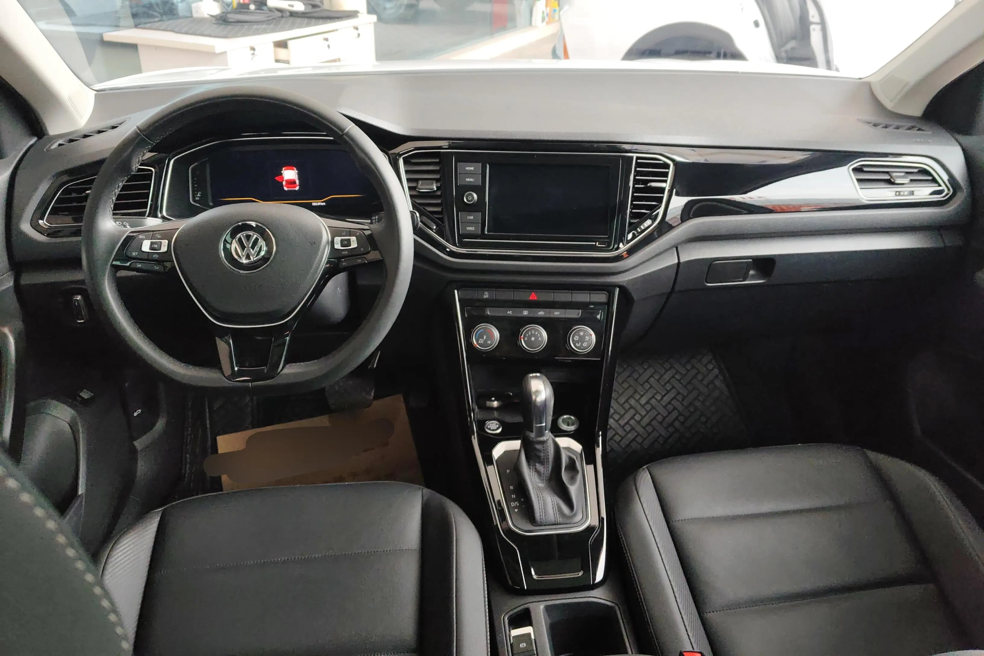 Volkswagen T-Roc 2021 г. 38912 км. — фото 12
