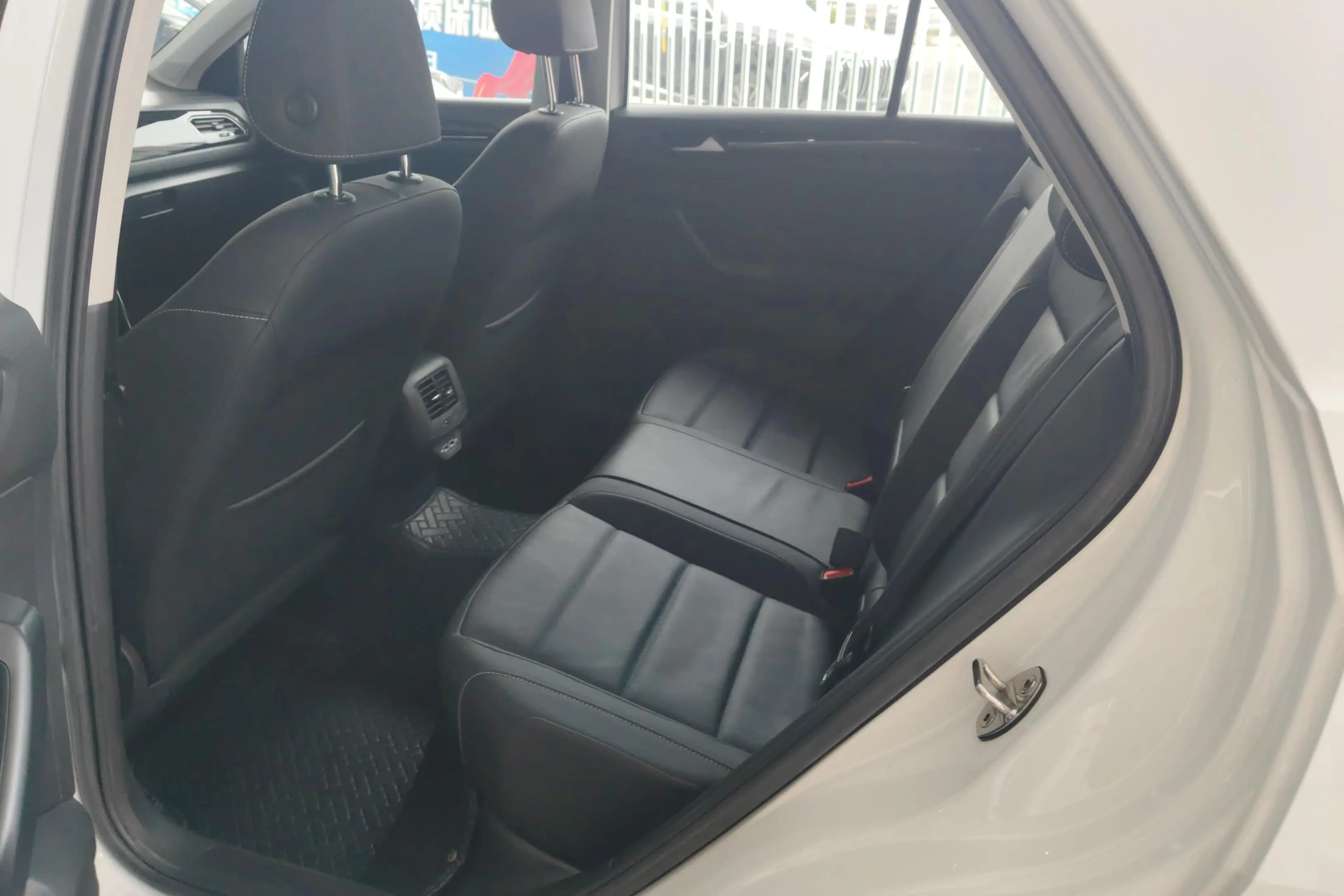 Volkswagen T-Roc 2021 г. 38912 км. — фото 16