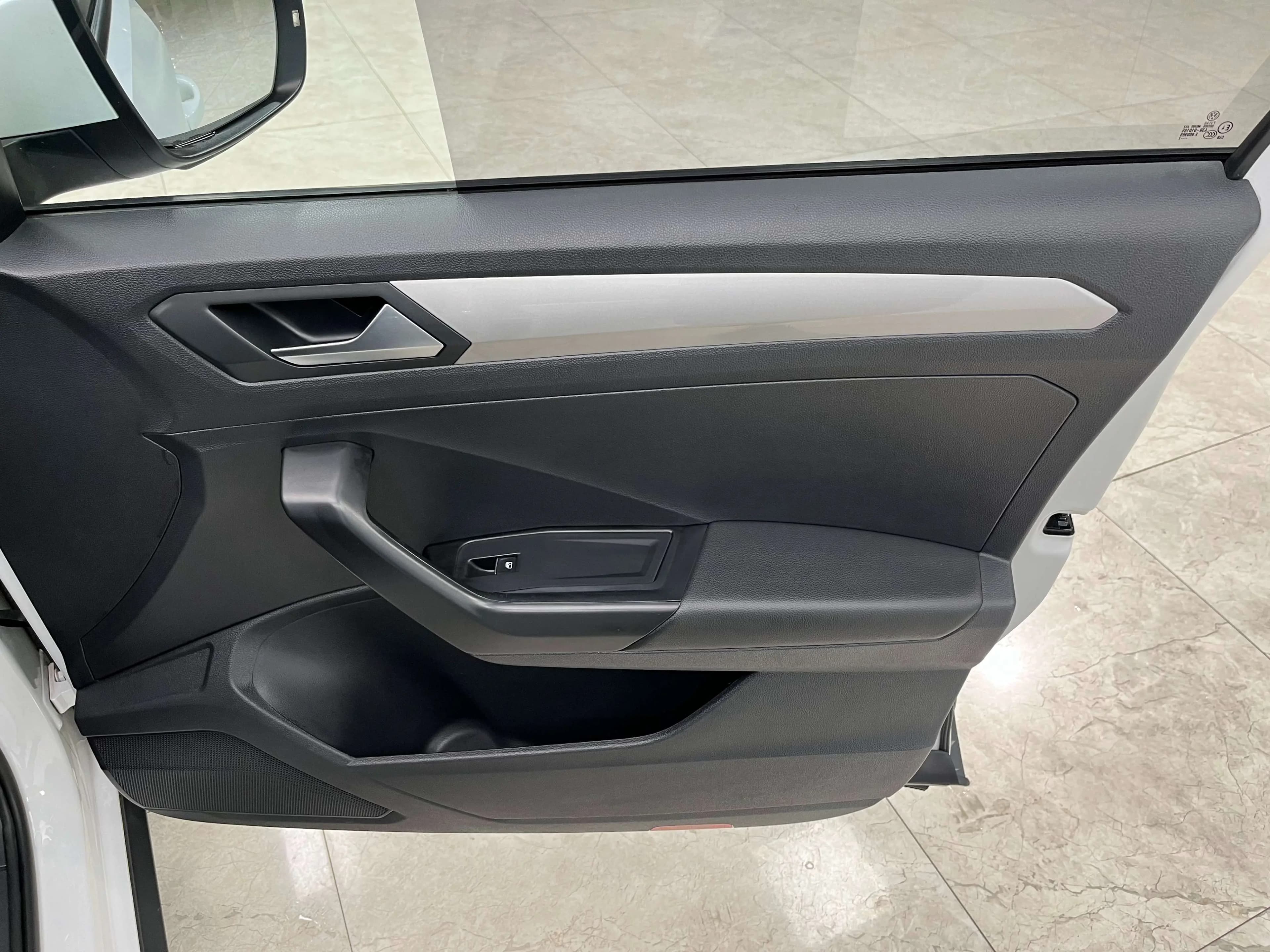 Volkswagen T-Roc 2022 г. 17111 км. — фото 12