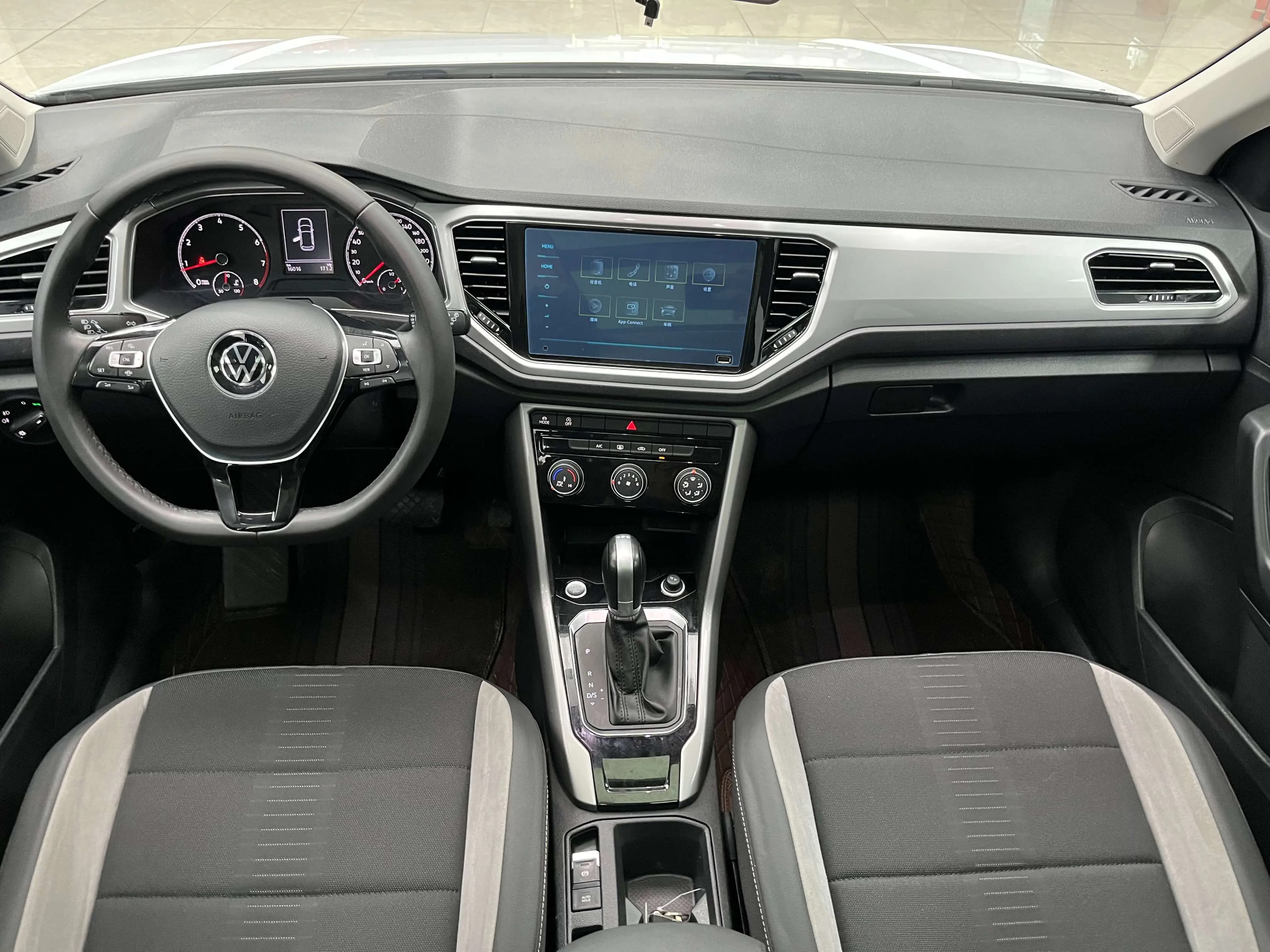 Volkswagen T-Roc 2022 г. 17111 км. — фото 16
