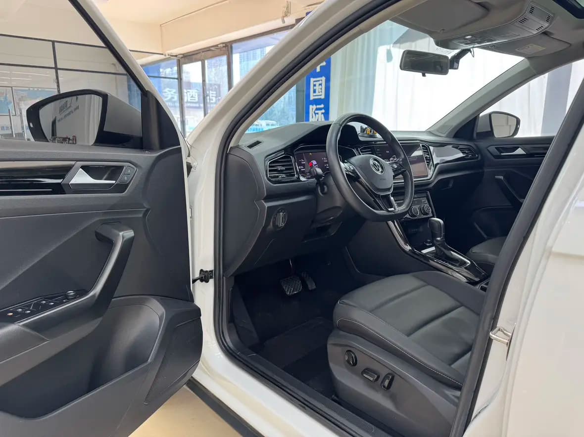 Volkswagen T-Roc 2022 г. 15110 км. — фото 17