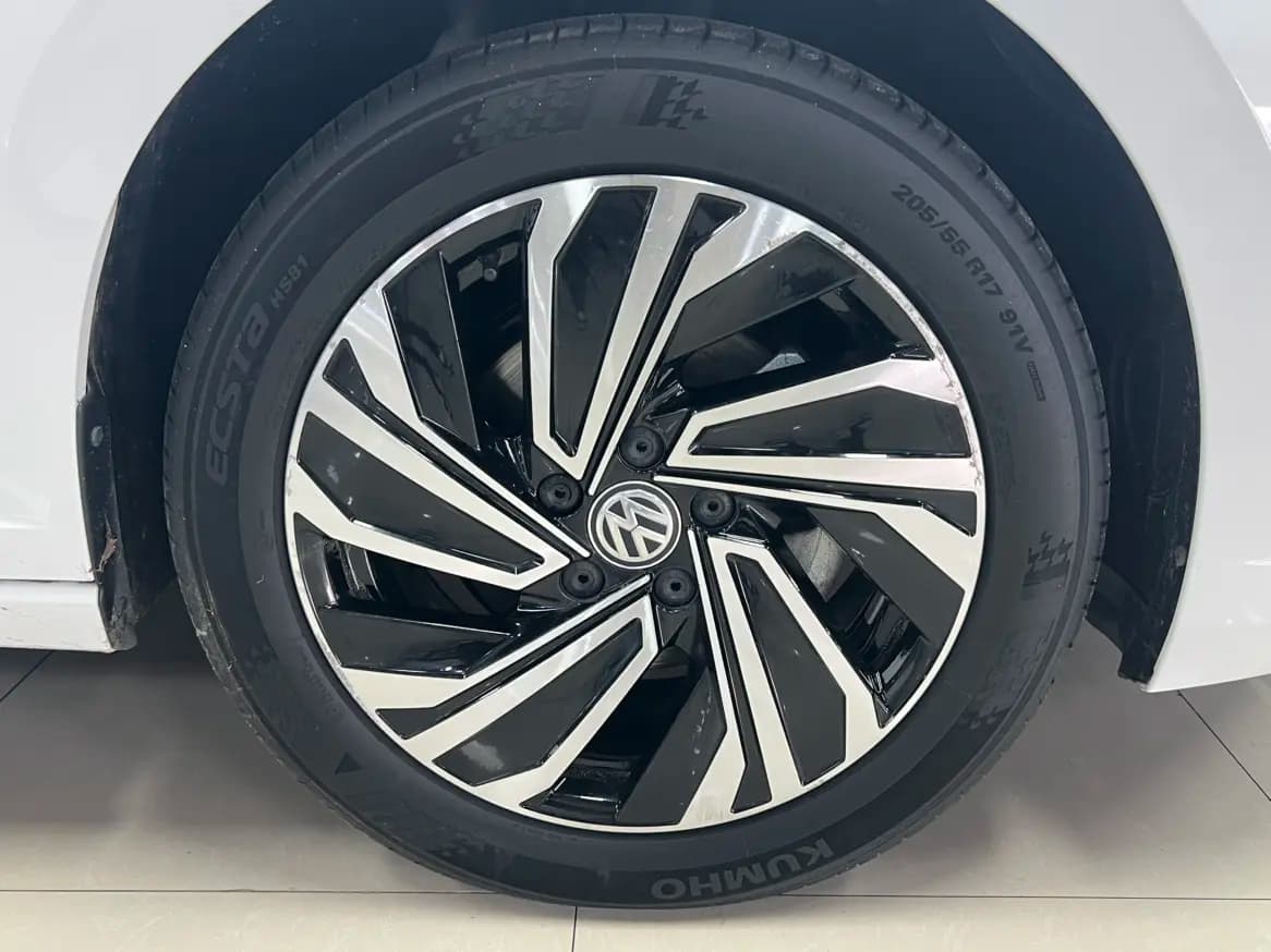 Volkswagen Sagitar 2021 г. 34103 км. — фото 12