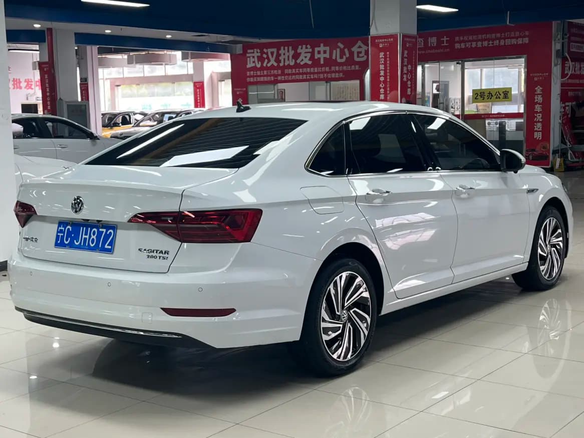 Volkswagen Sagitar 2021 г. 34103 км. — фото 6