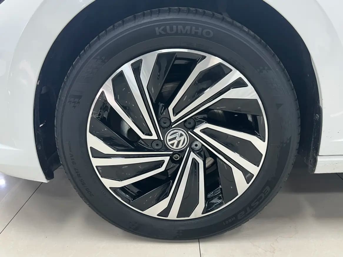 Volkswagen Sagitar 2021 г. 34103 км. — фото 8