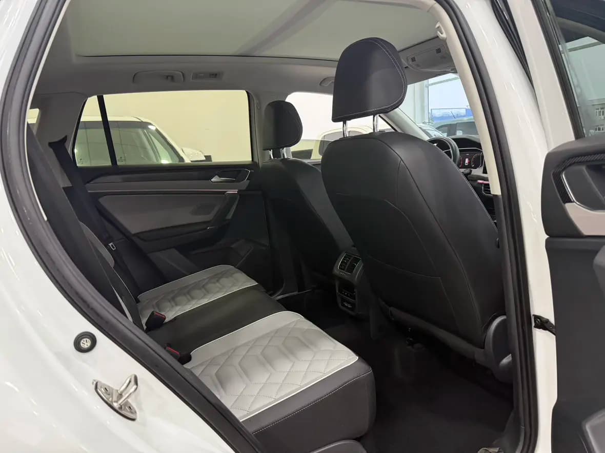 Volkswagen Tayron 2022 г. 24541 км. — фото 20