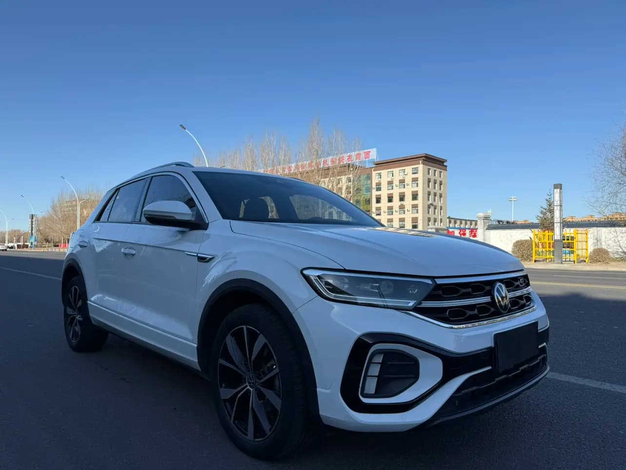 Volkswagen T-Roc 2023 г. 34109 км. — фото 3