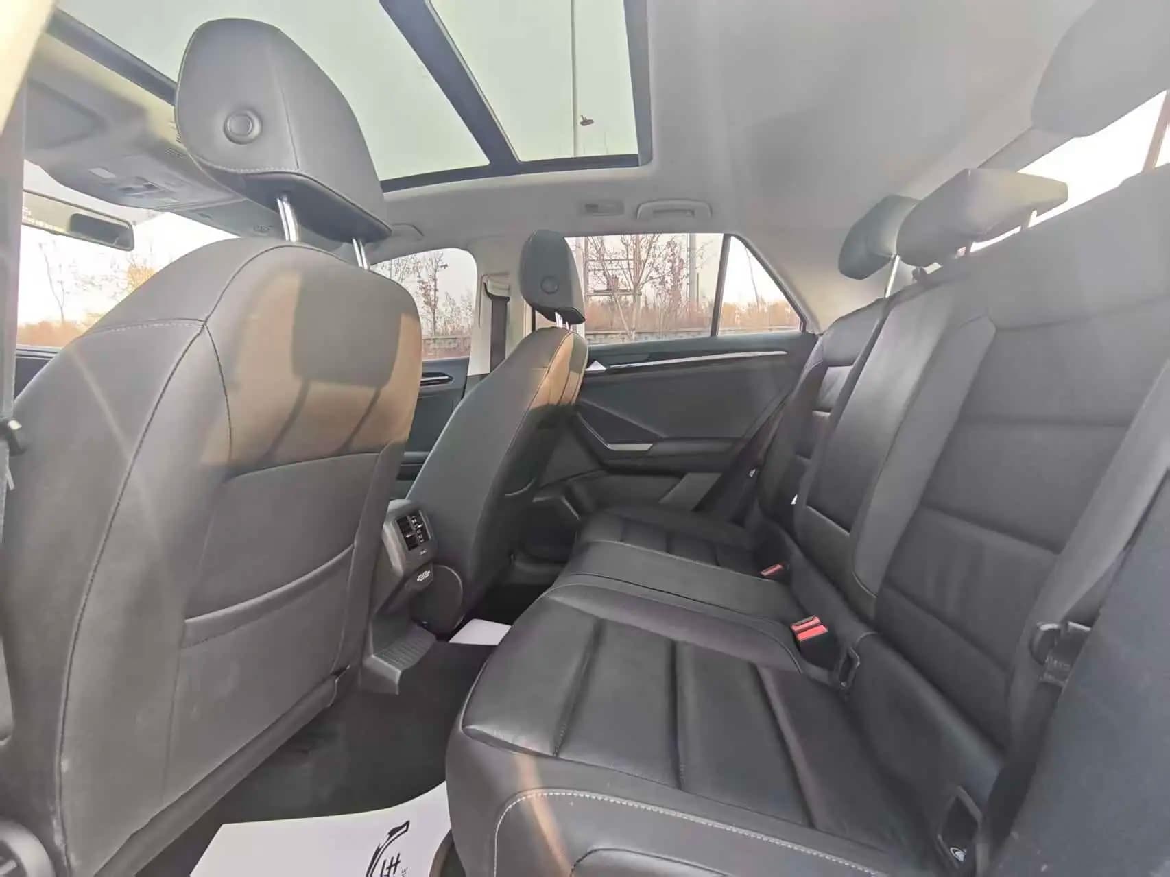 Volkswagen T-Roc 2022 г. 41108 км. — фото 20