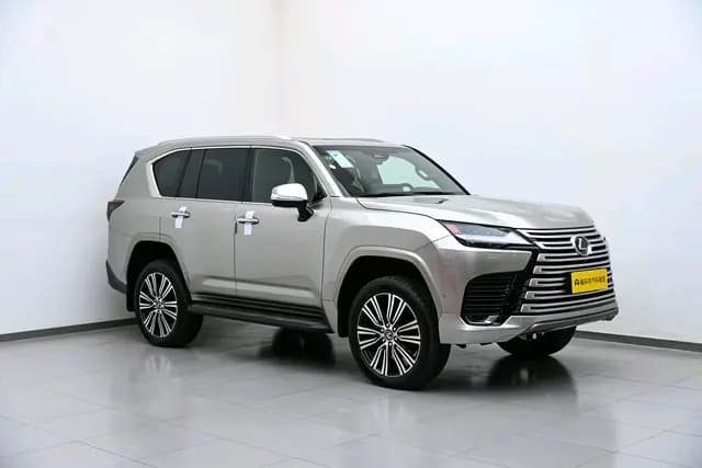 Lexus LX 2025 г. 3259 км. — фото 3