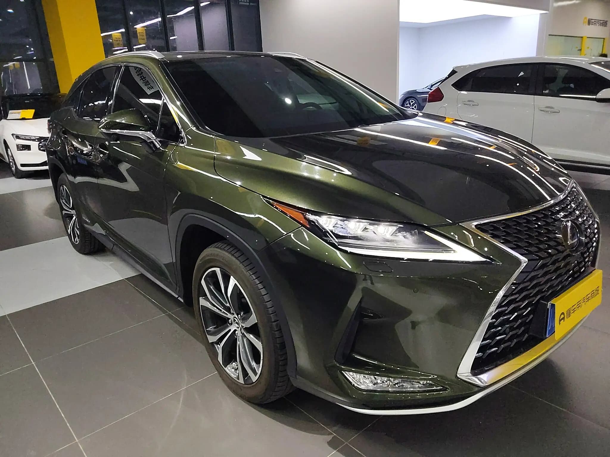 Lexus RX 2021 г. 79145 км. — фото 3