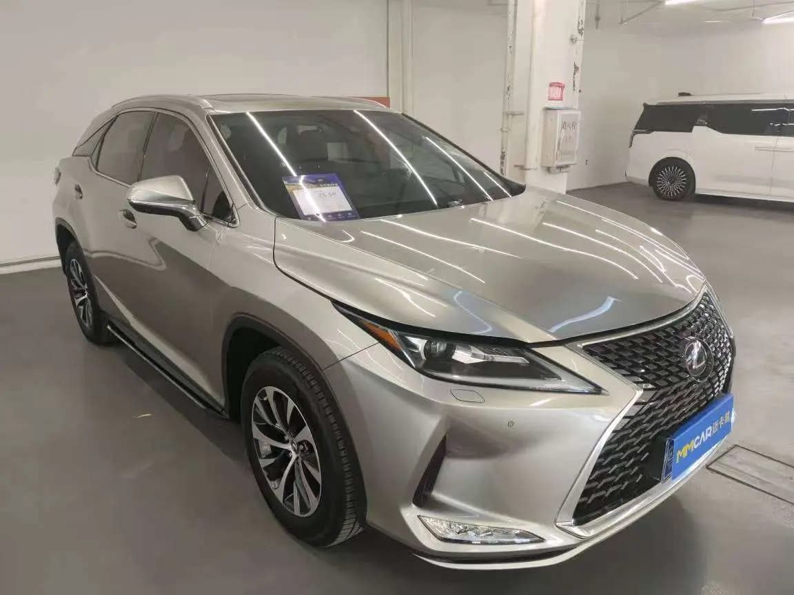 Lexus RX 2022 г. 56044 км. — фото 2