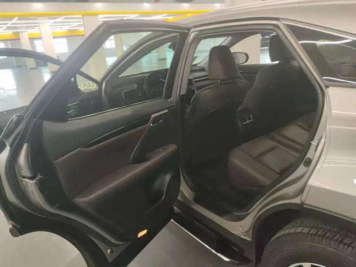 Lexus RX 2022 г. 56044 км. — фото 11