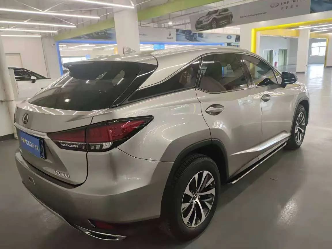 Lexus RX 2022 г. 56044 км. — фото 4