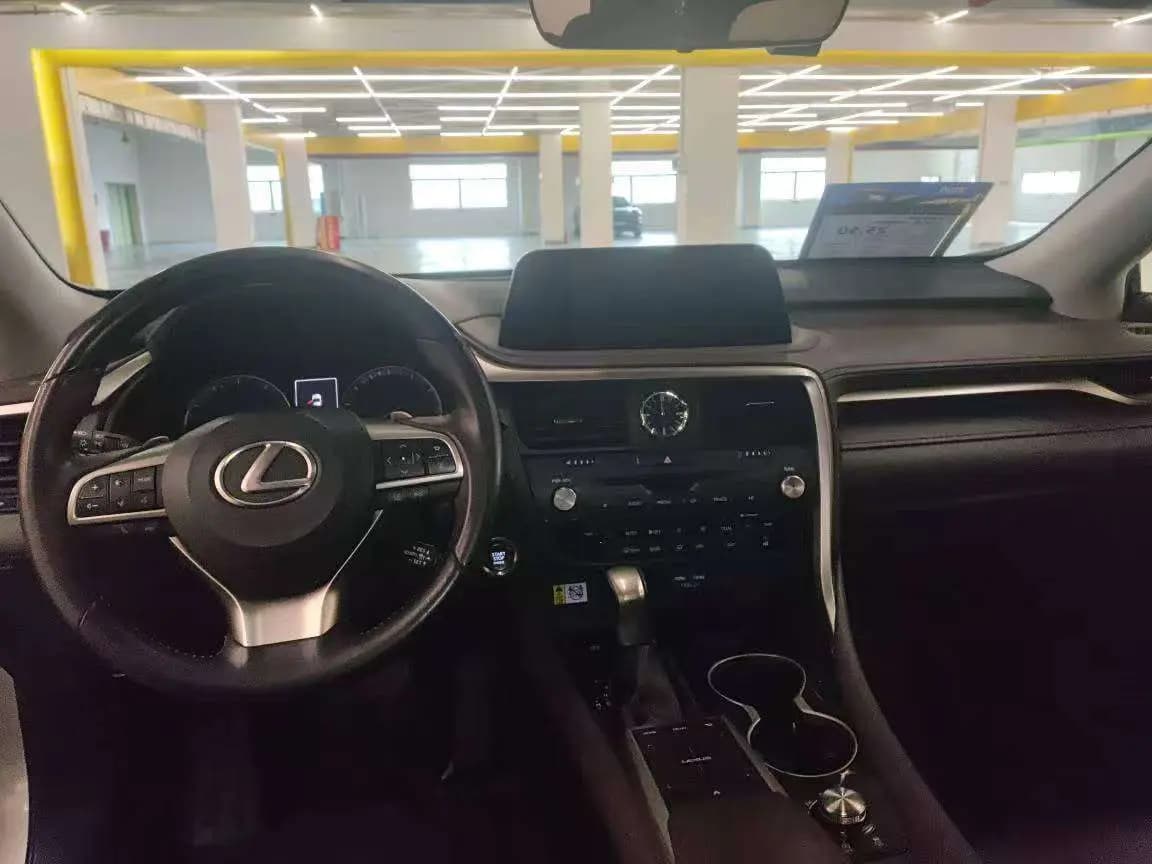 Lexus RX 2022 г. 56044 км. — фото 9