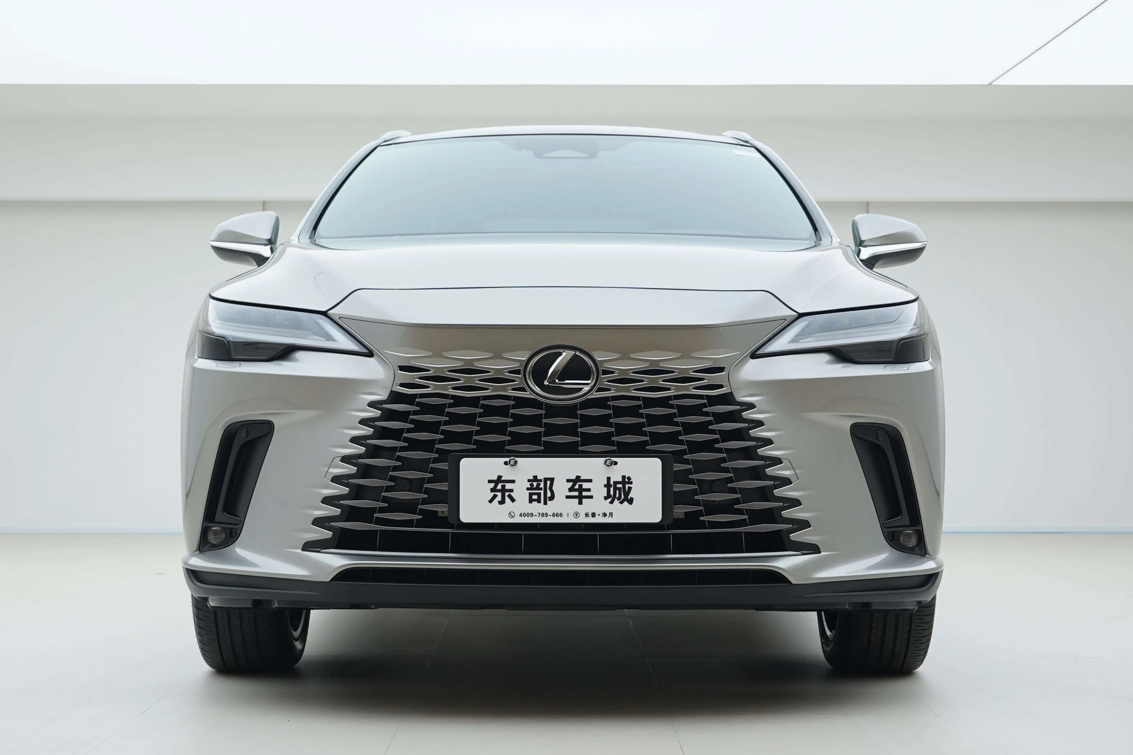 Lexus RX 2023 г. 25042 км. — фото 2