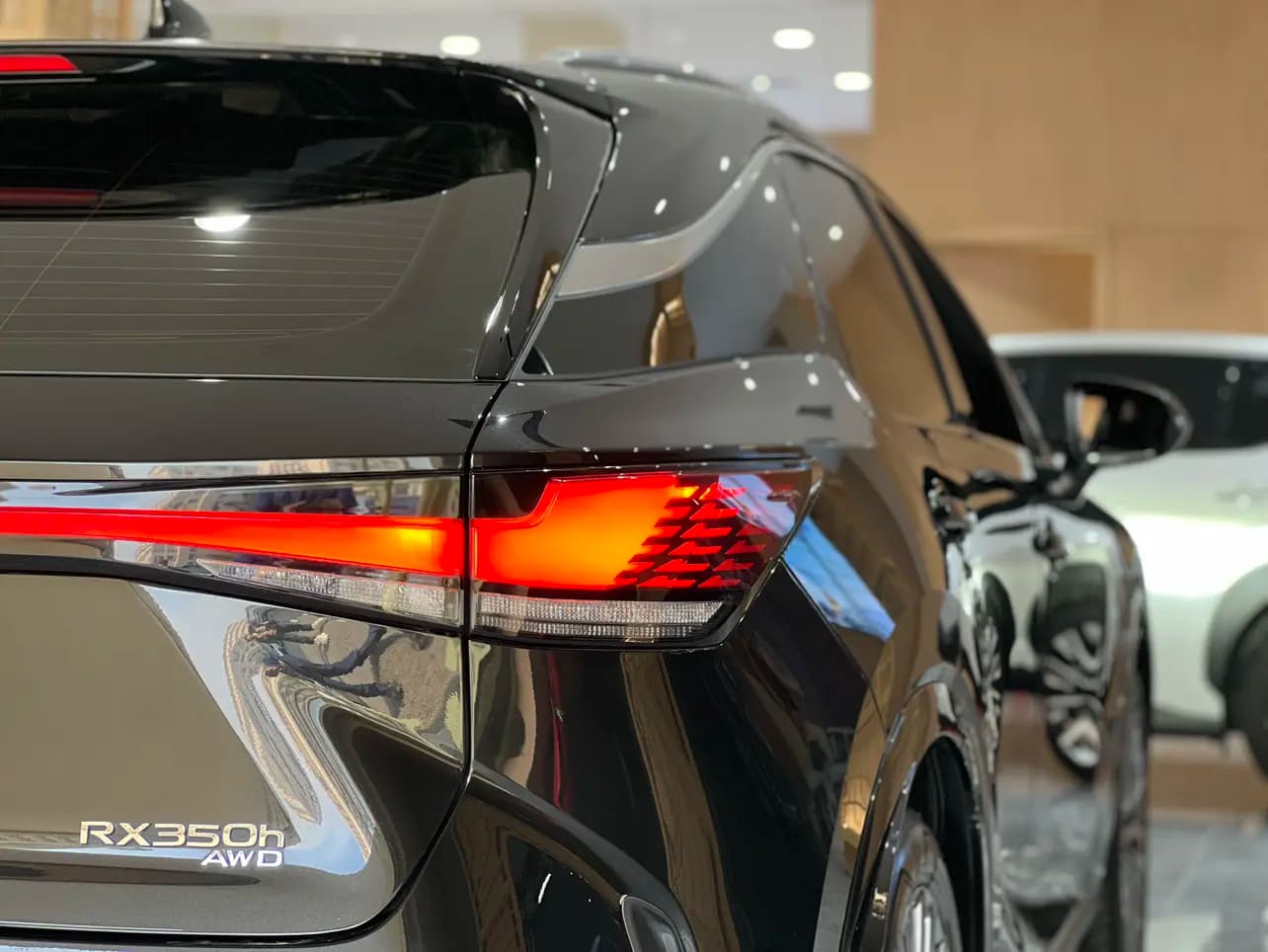 Lexus RX 2024 г. 35040 км. — фото 6