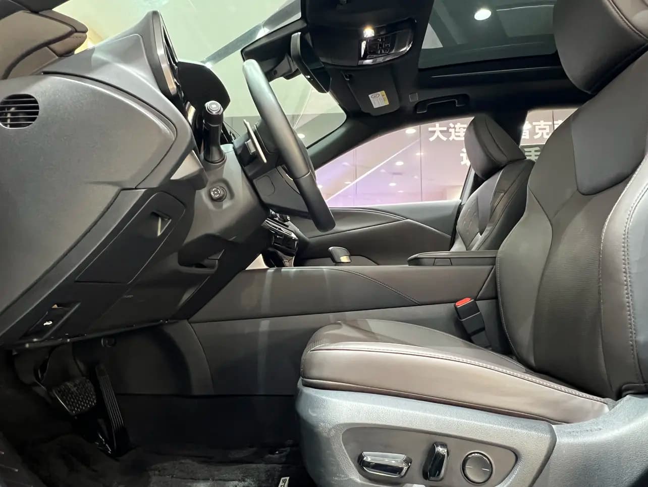 Lexus RX 2024 г. 49038 км. — фото 13