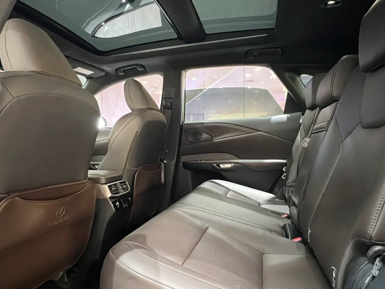 Lexus RX 2024 г. 49038 км. — фото 14