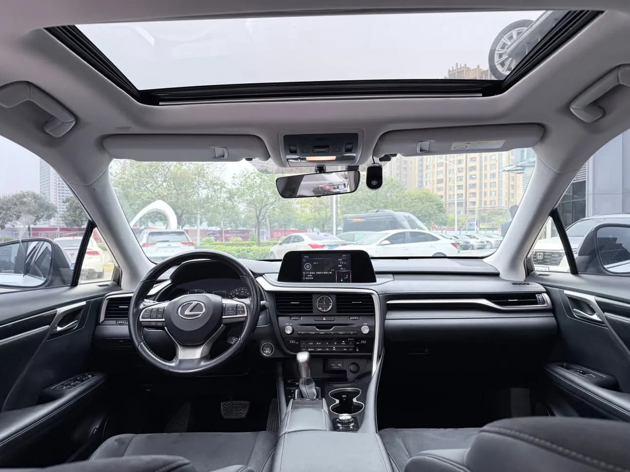 Lexus RX 2021 г. 73037 км. — фото 8