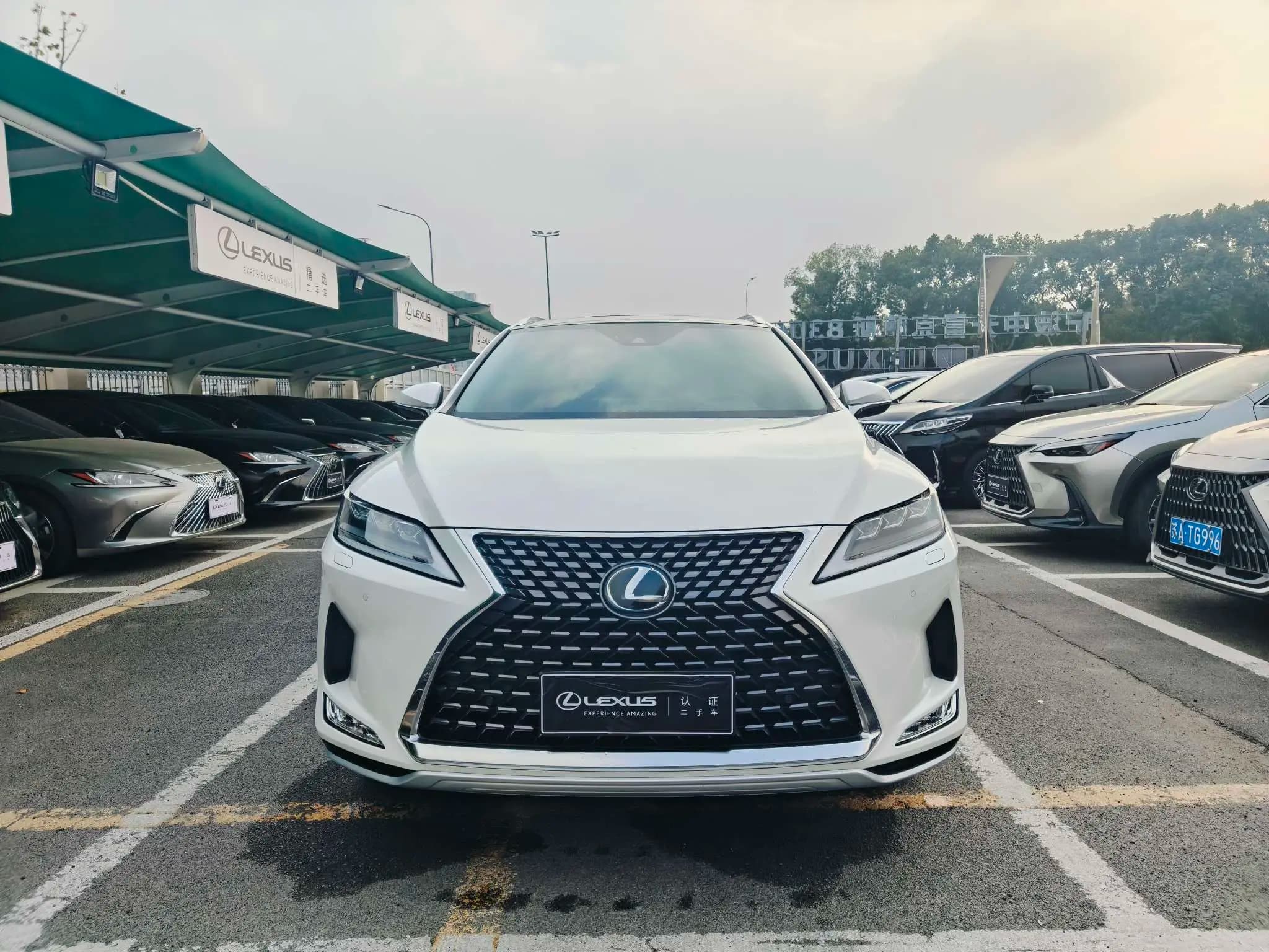 Lexus RX 2022 г. 40036 км. — фото 2
