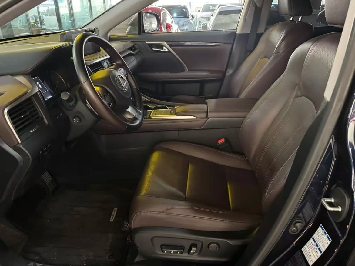 Lexus RX 2022 г. 32035 км. — фото 7