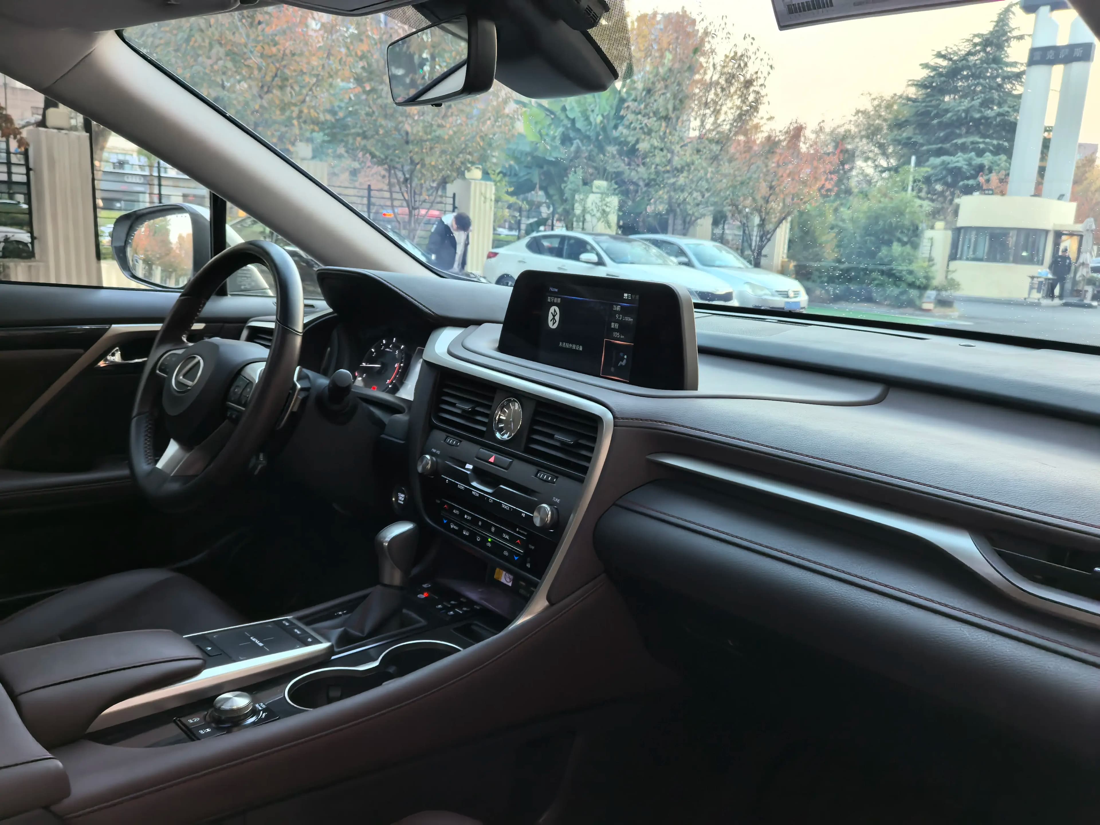 Lexus RX 2022 г. 103034 км. — фото 10