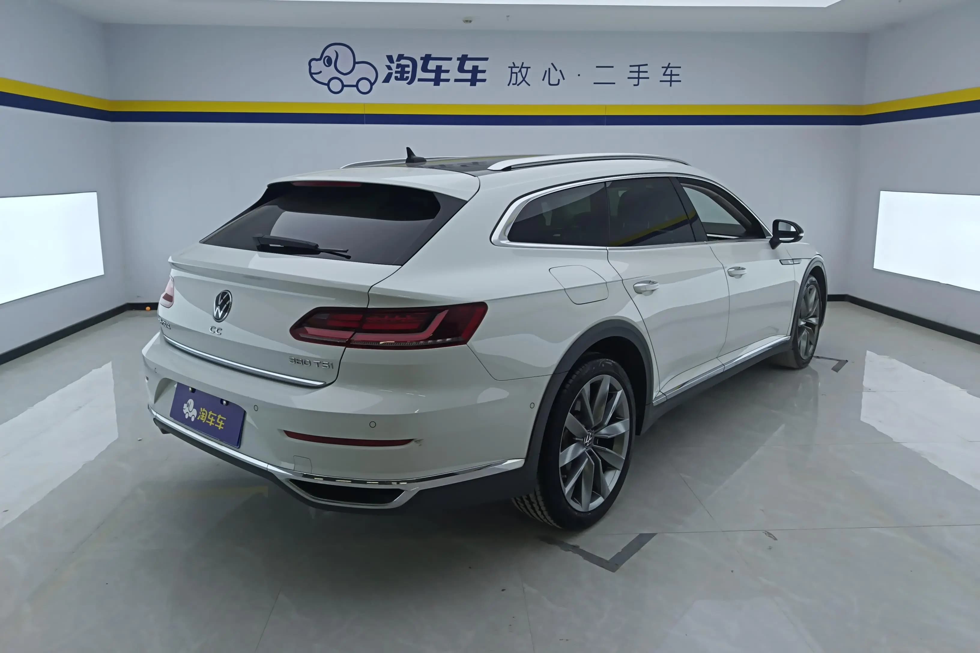 Volkswagen Arteon 2022 г. 10645 км. — фото 3