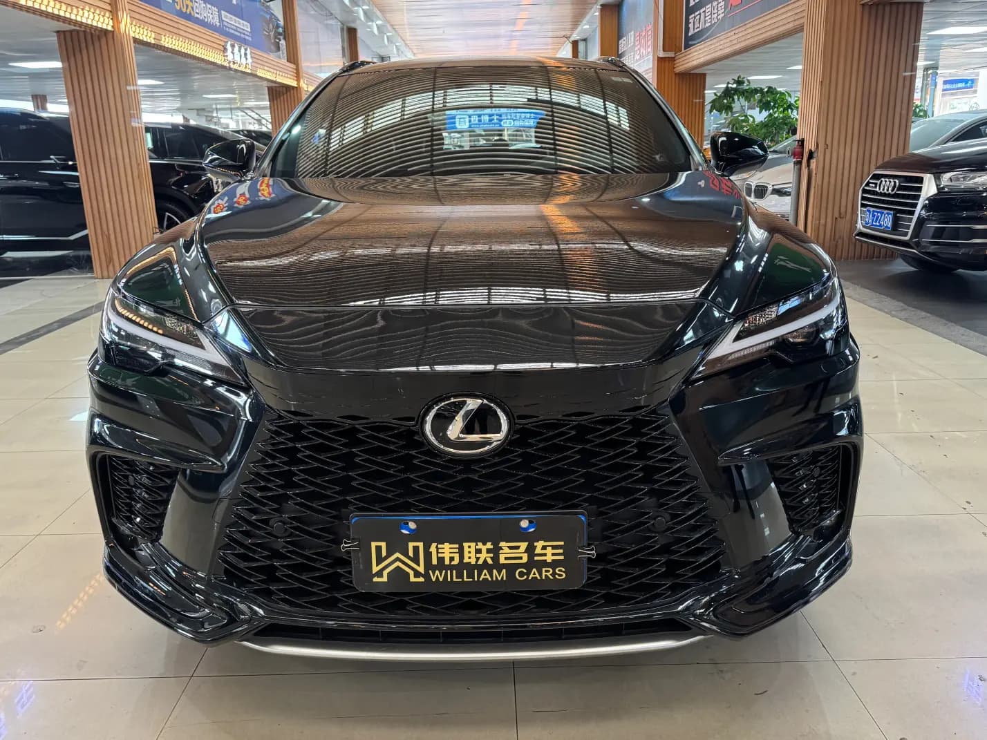Lexus RX 2023 г. 54032 км. — фото 2