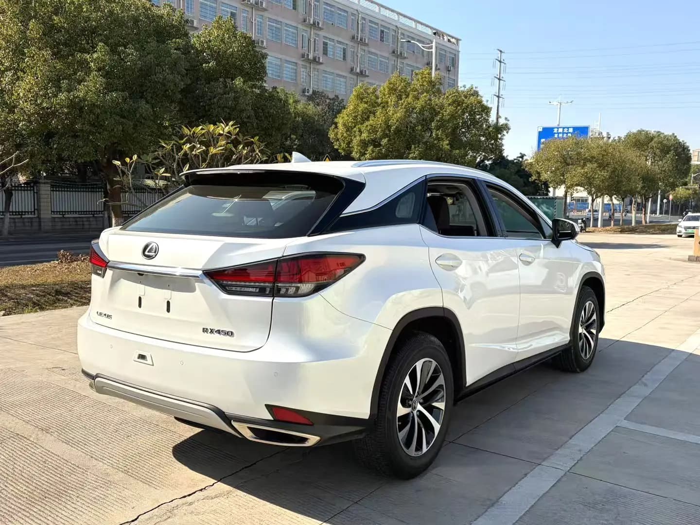 Lexus RX 2022 г. 70031 км. — фото 6