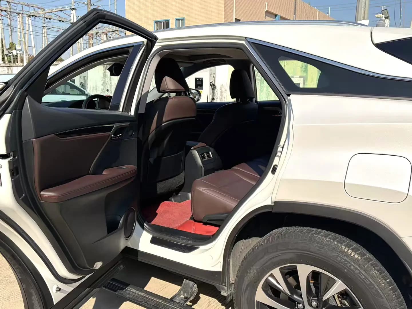 Lexus RX 2022 г. 70031 км. — фото 7