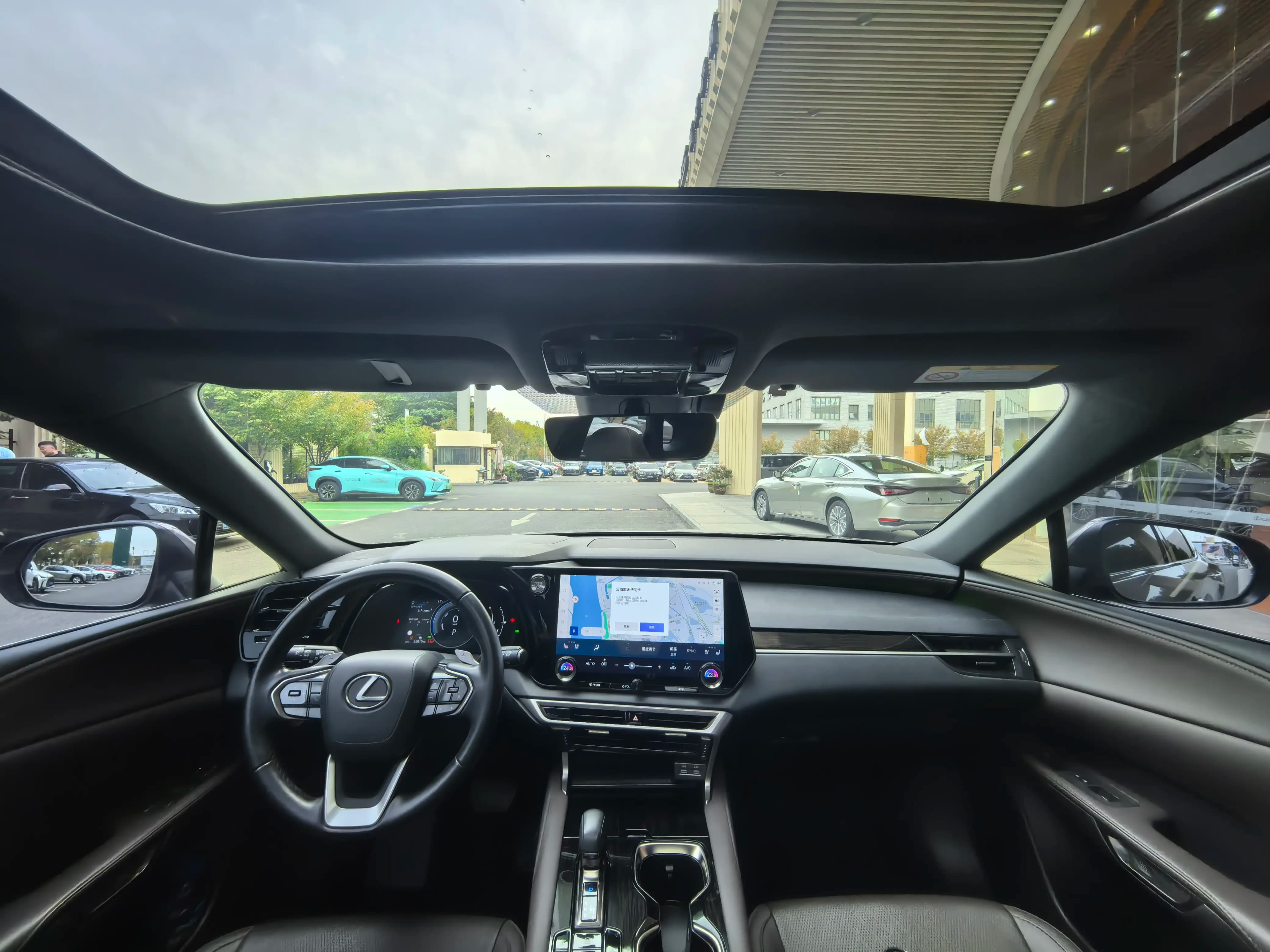 Lexus RX 2024 г. 55030 км. — фото 15