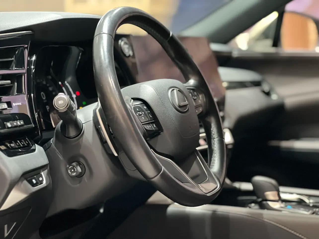 Lexus RX 2023 г. 69029 км. — фото 9