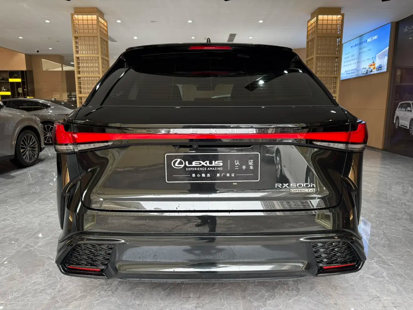 Lexus RX 2025 г. 4928 км. — фото 4