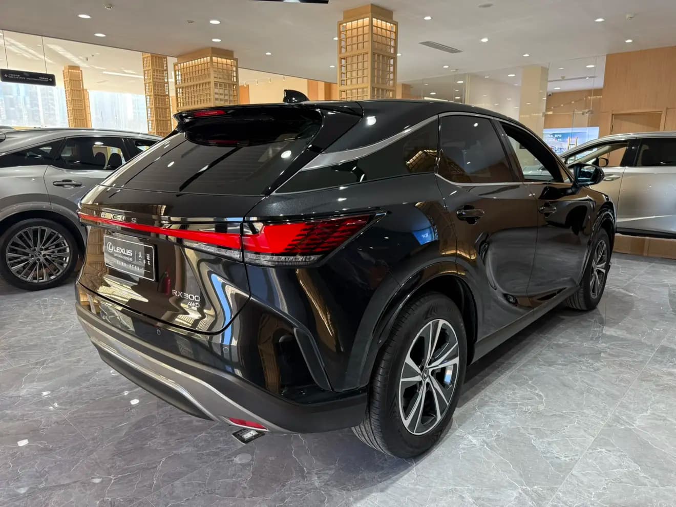 Lexus RX 2025 г. 9927 км. — фото 5