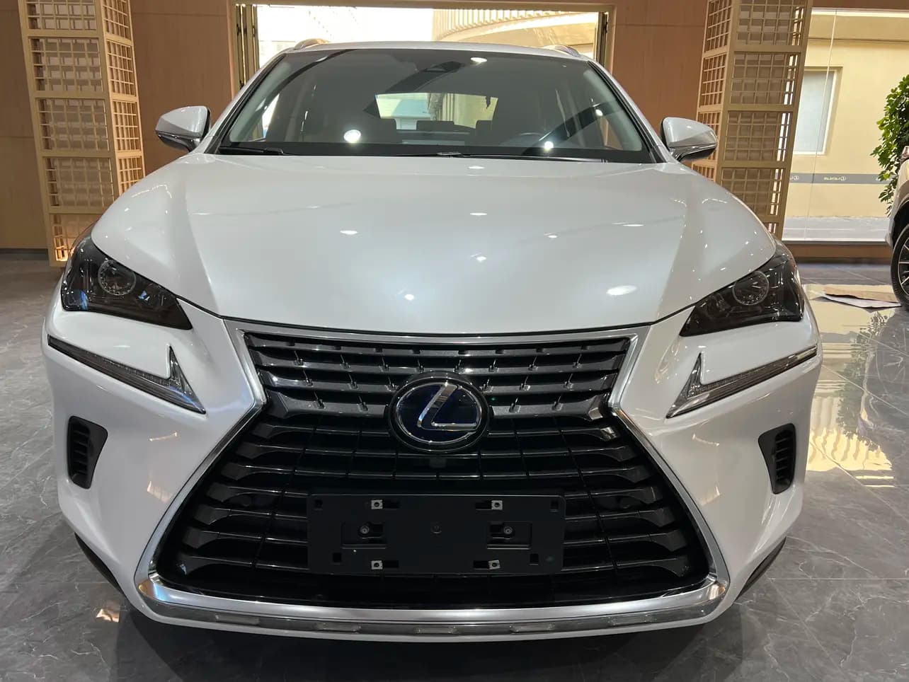 Lexus NX 2021 г. 87014 км. — фото 2
