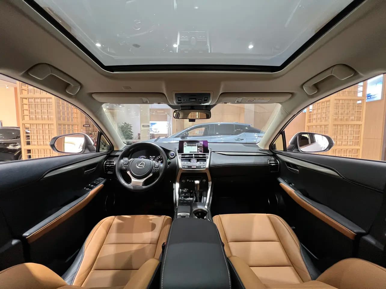 Lexus NX 2021 г. 87014 км. — фото 12
