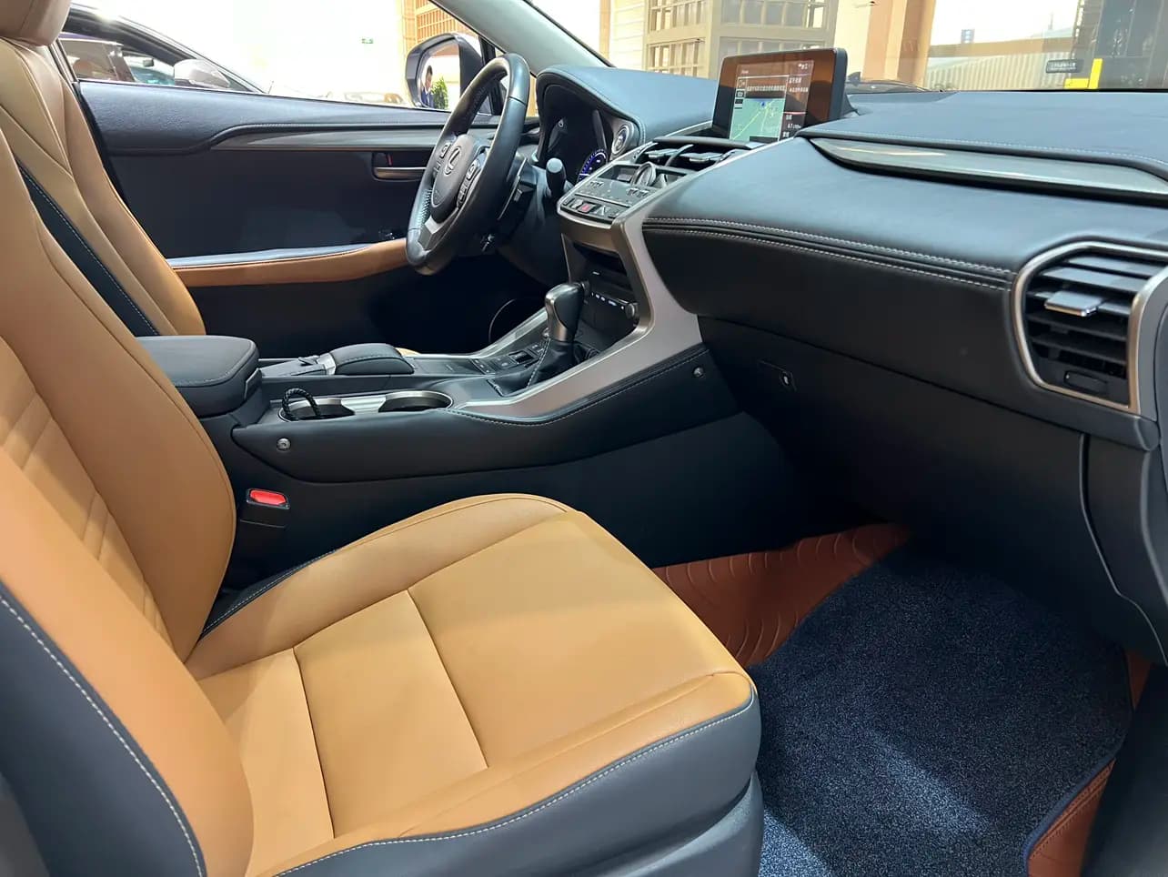 Lexus NX 2021 г. 87014 км. — фото 8