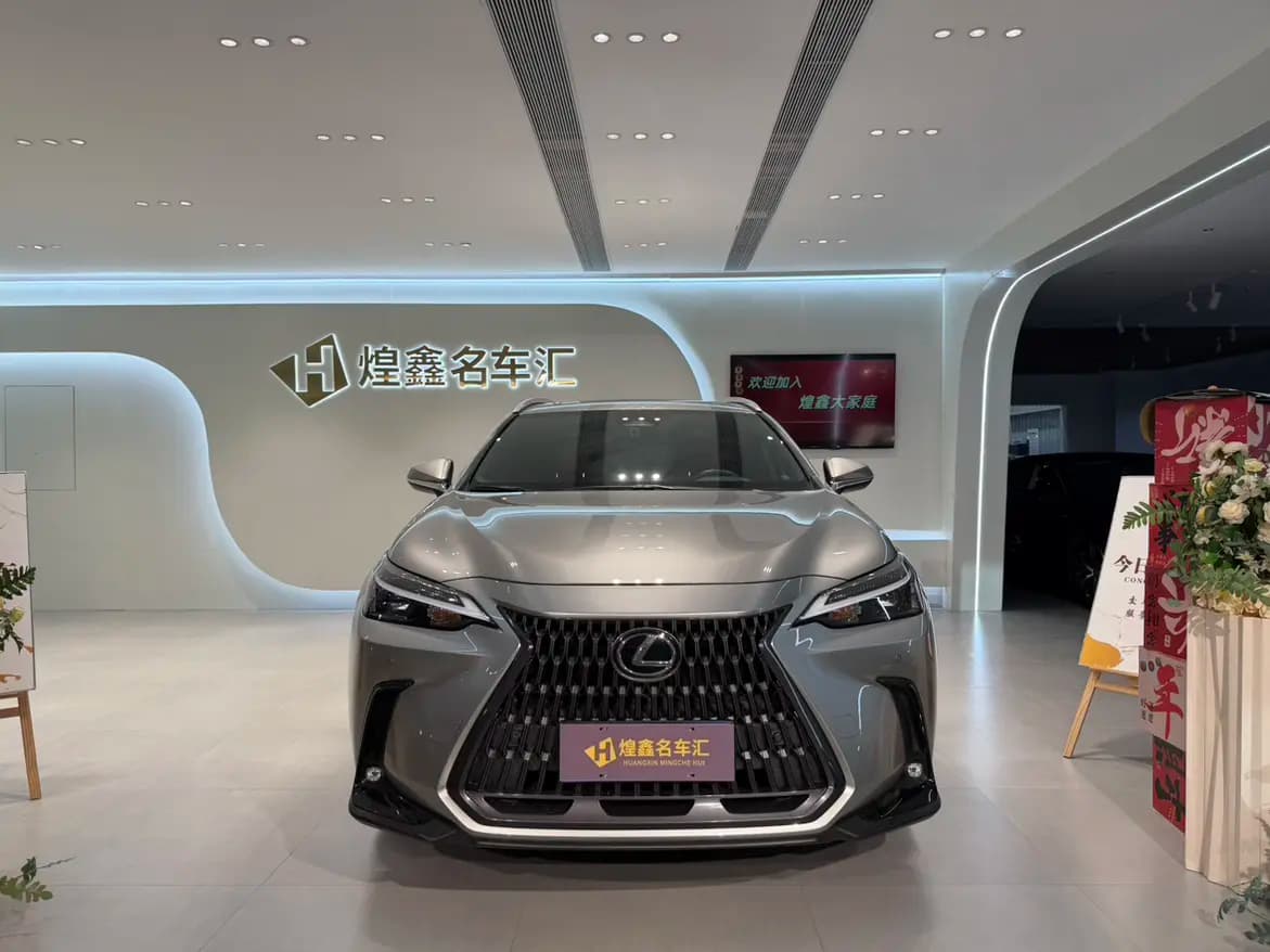 Lexus NX 2023 г. 32016 км. — фото 2