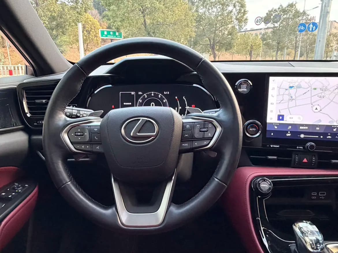Lexus NX 2023 г. 32016 км. — фото 11