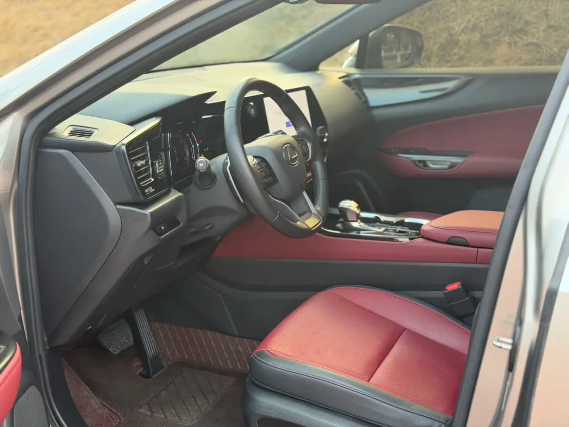 Lexus NX 2023 г. 32016 км. — фото 12