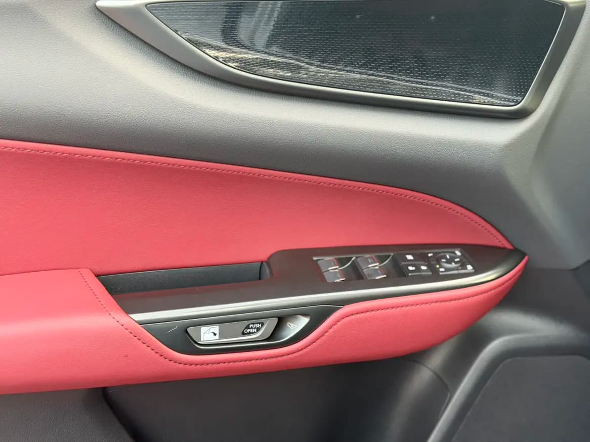 Lexus NX 2023 г. 32016 км. — фото 14