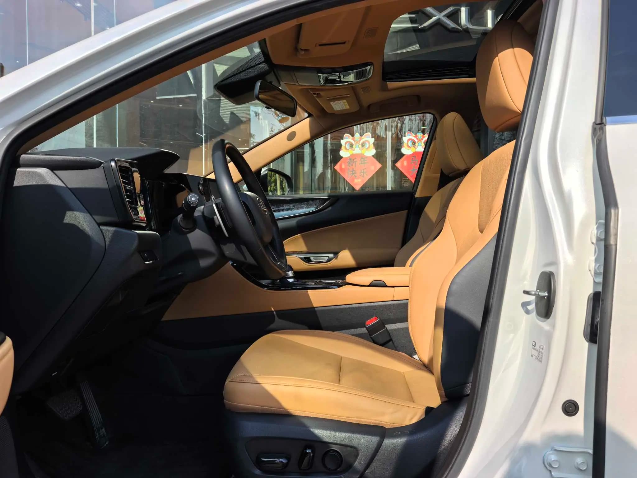 Lexus NX 2023 г. 40020 км. — фото 11