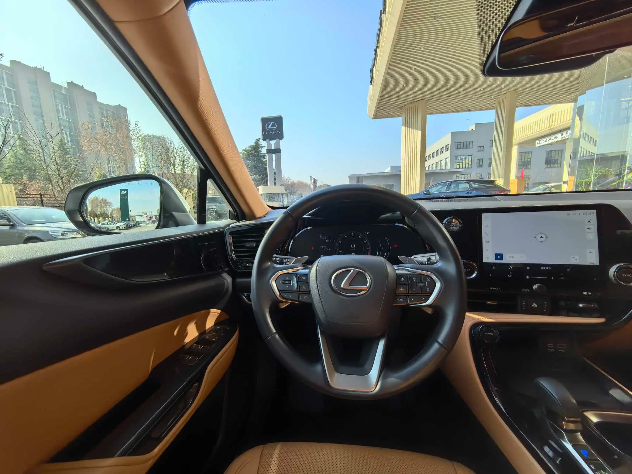 Lexus NX 2023 г. 40020 км. — фото 9