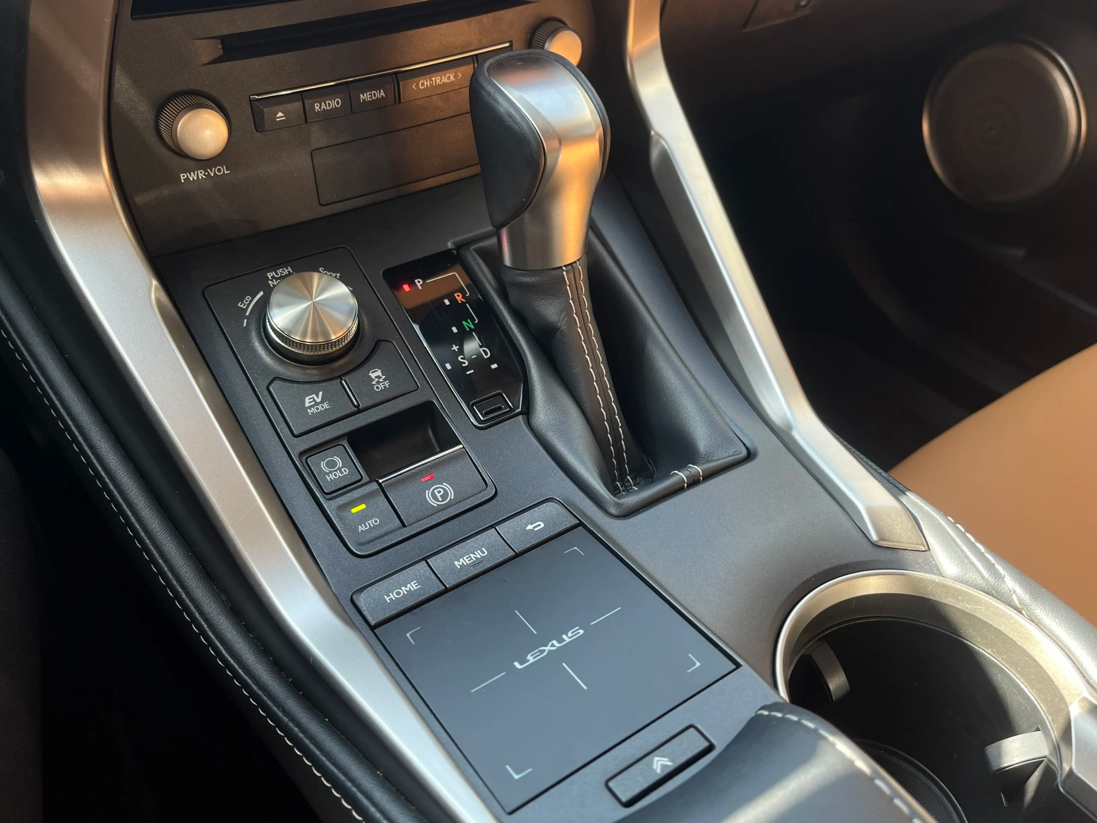 Lexus NX 2021 г. 111023 км. — фото 15