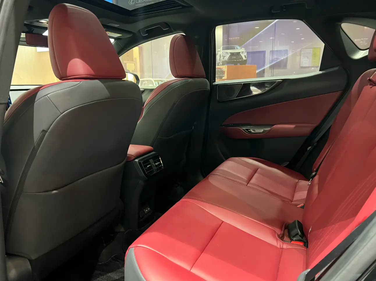 Lexus NX 2023 г. 43024 км. — фото 10