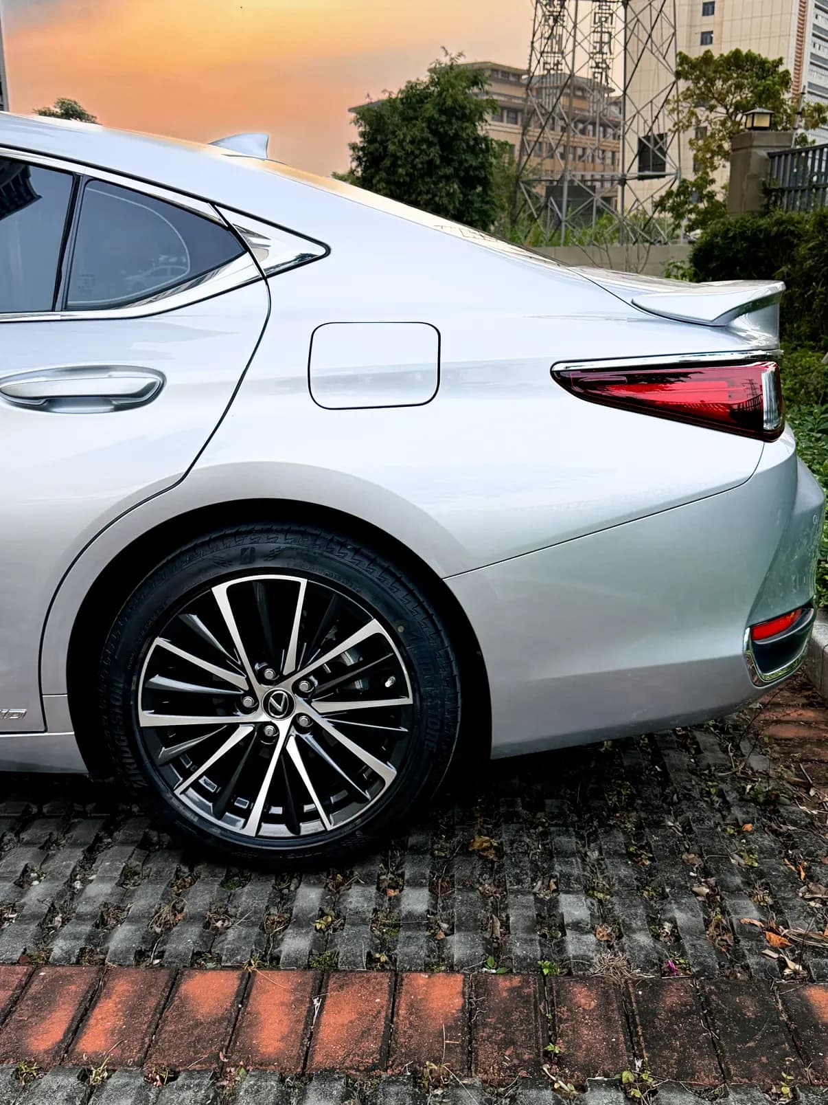 Lexus ES 2021 г. 46000 км. — фото 8