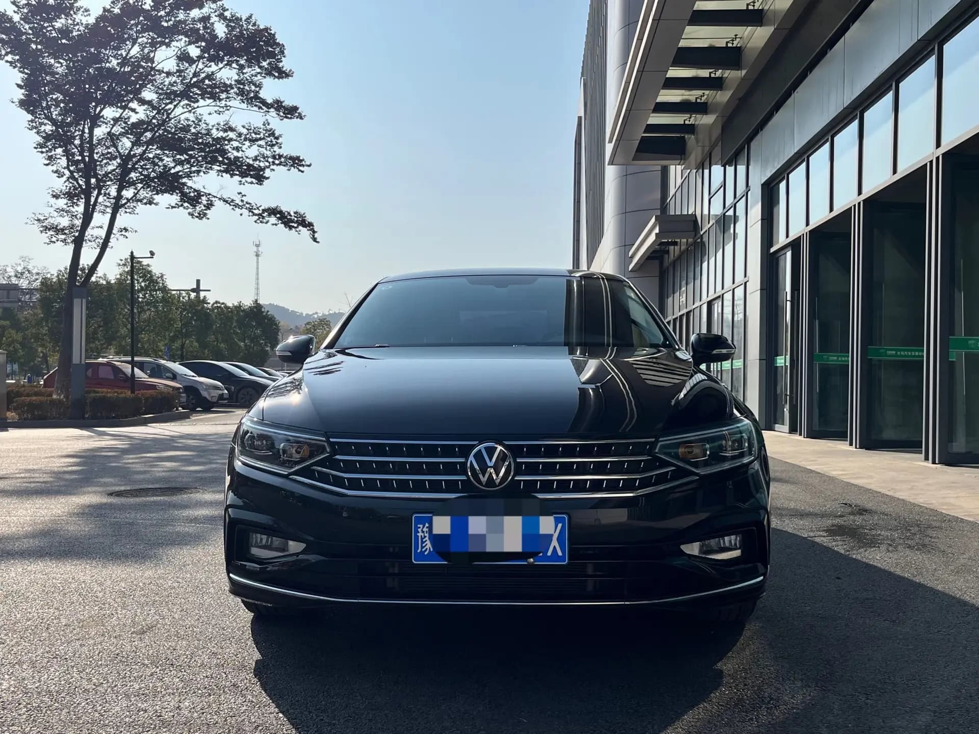 Volkswagen Magotan 2024 г. 14000 км. — фото 2
